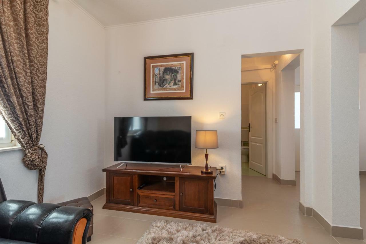 Villa Insula Ventum Trogir Buitenkant foto